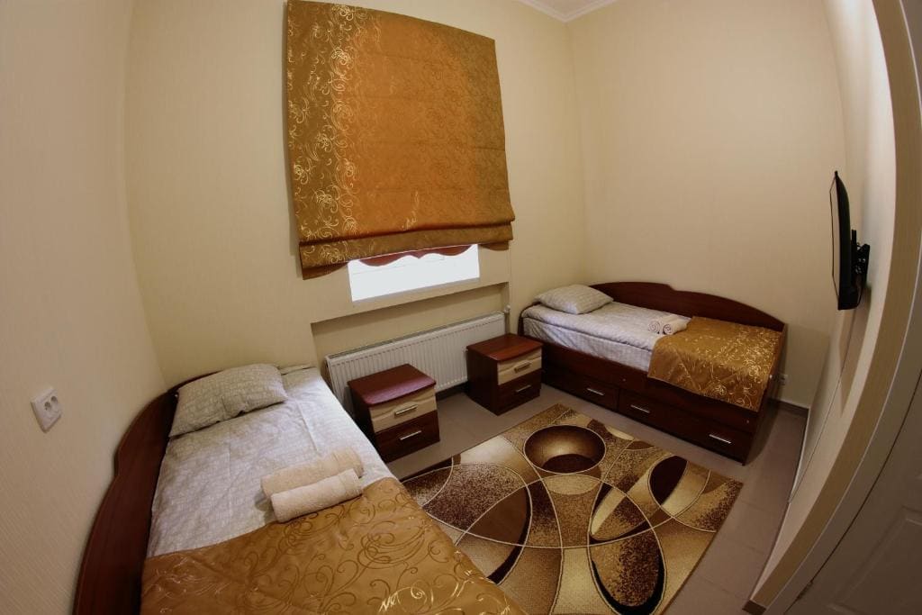 Economy Twin Room room - Image 2