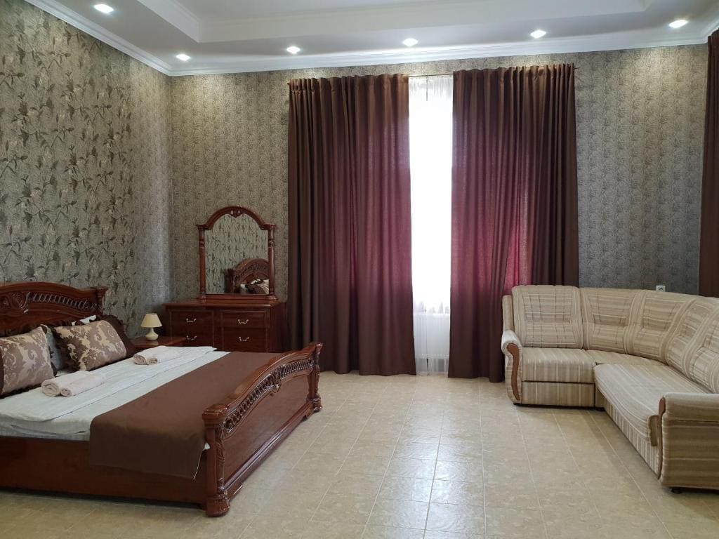 King Suite with Balcony room - Image 1