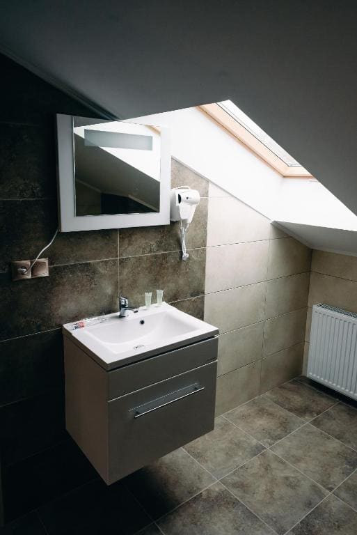 King Suite room - Image 1