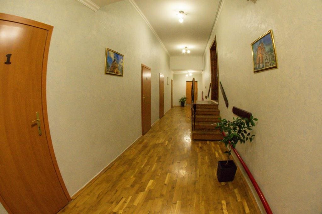 Double Room with Private External Bathroom room - Image 2