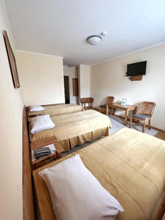 Comfort Triple Room room - Image 1