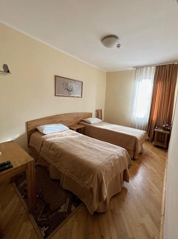 Double or Twin Room with Bathroom room - Image 2