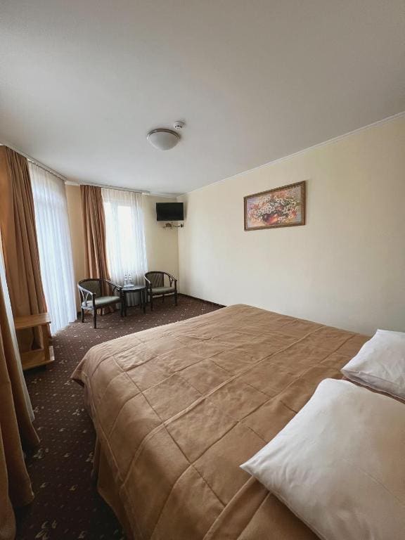 Deluxe Double Room with Balcony room - Image 1