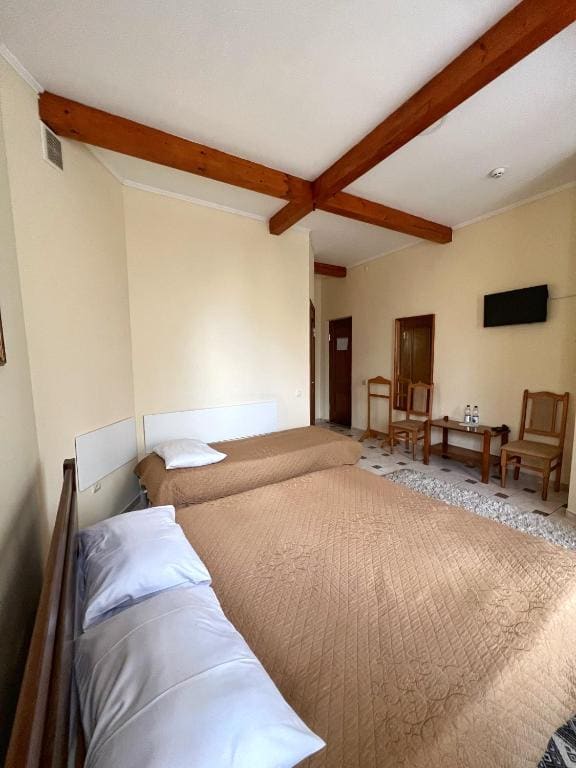 Triple Room with Garden View room - Image 1