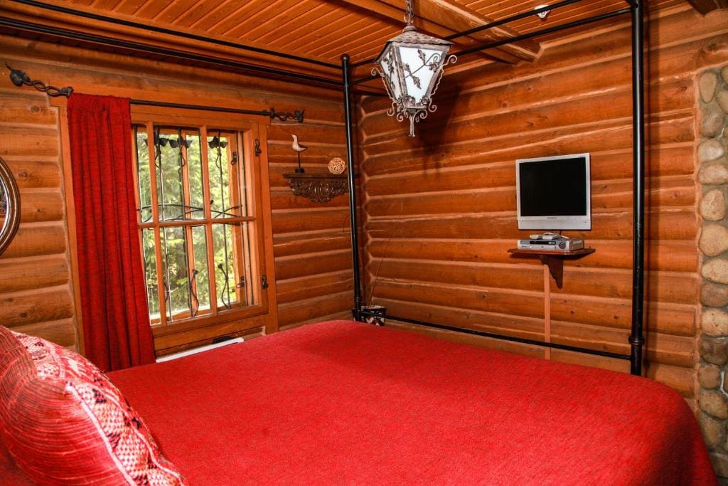 One-Bedroom Suite room - Image 2