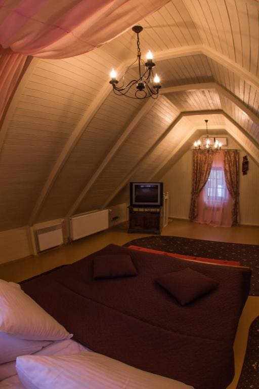 Cottage room - Image 3