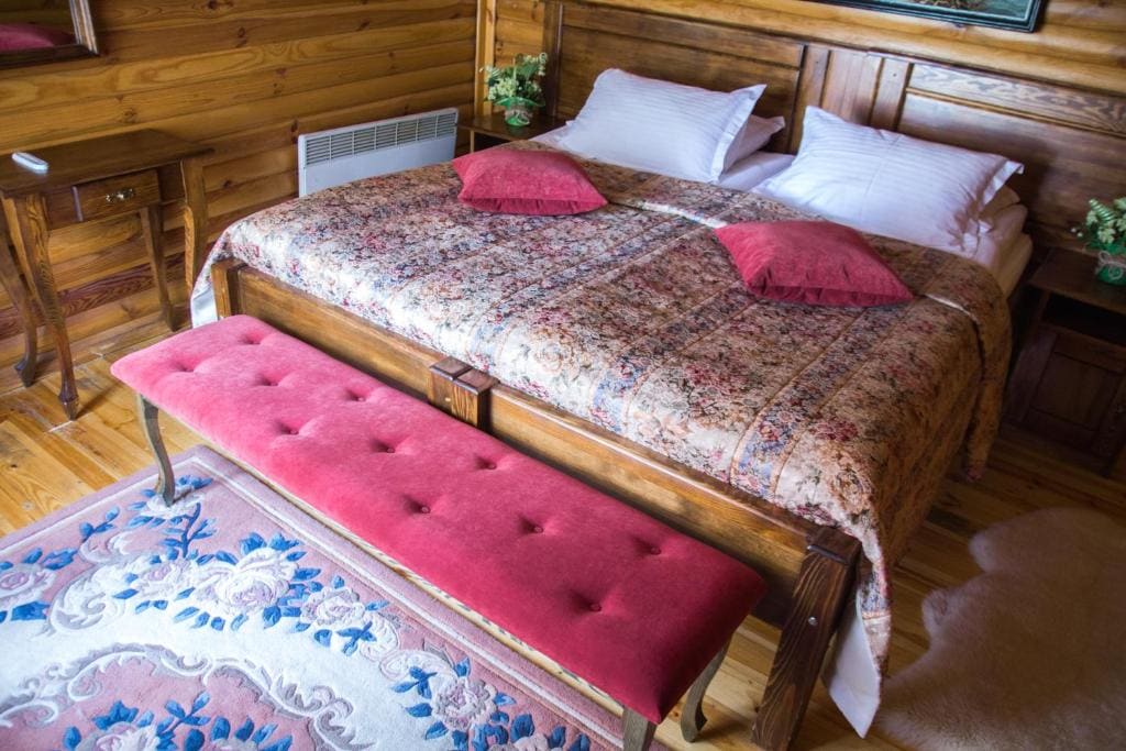 Two-Bedroom Cottage room - Image 2