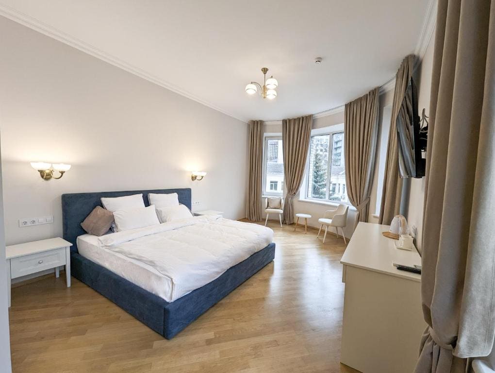 Deluxe Double Room room - Image 2