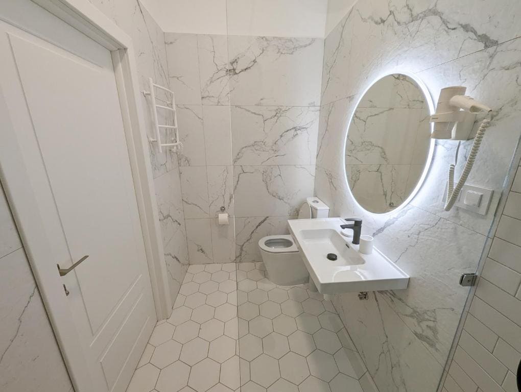 Deluxe Double Room room - Image 3