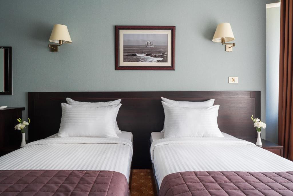 Standard Double or Twin Room room - Image 2