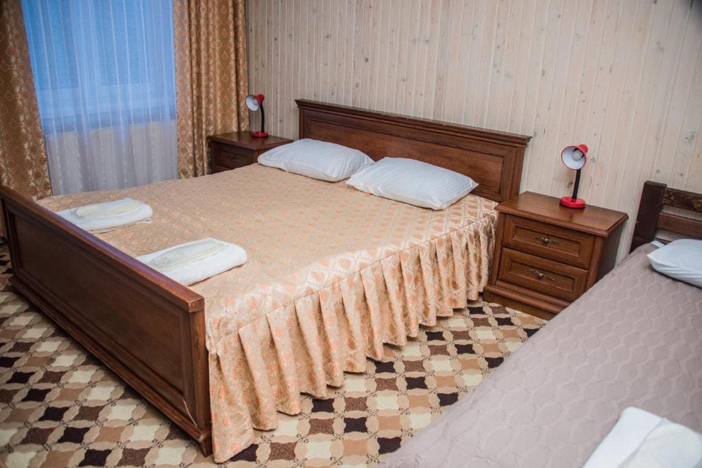 Standard Triple Room room - Image 1