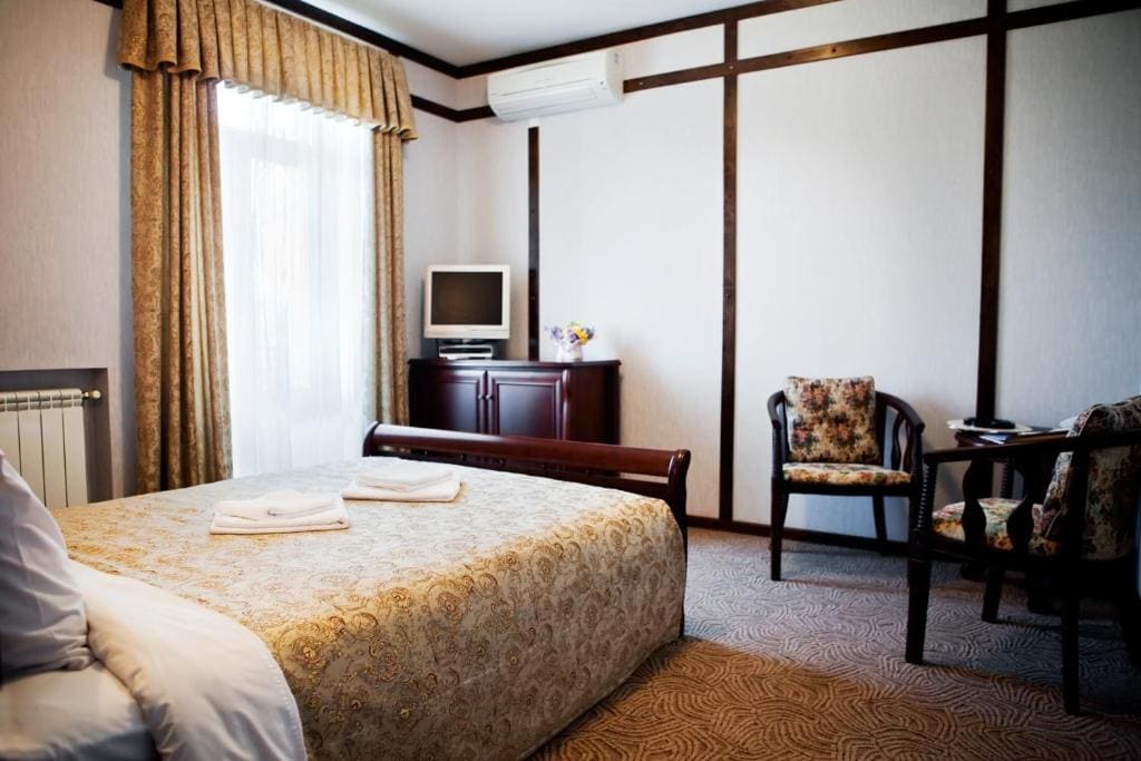 Classic Double Room room - Image 2