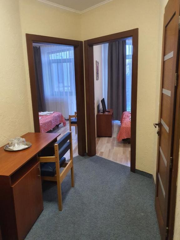Suite room - Image 2