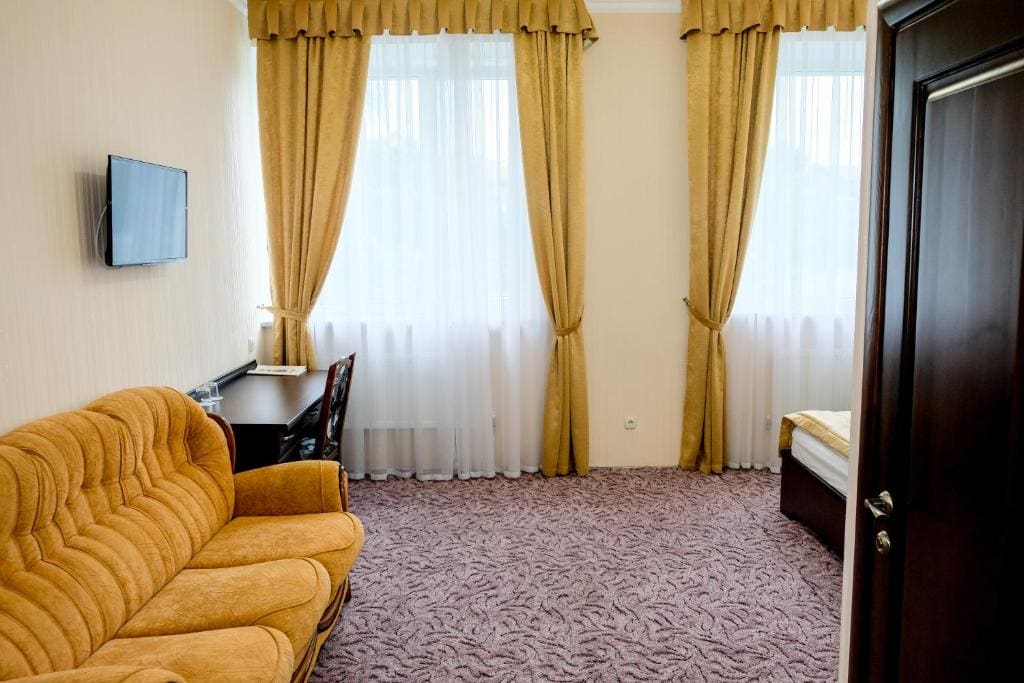 Economy Double or Twin Room room - Image 3