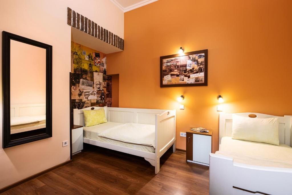 Twin Room with Private Bathroom room - Image 1