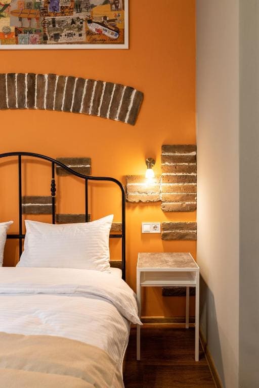 Large Double Room room - Image 1