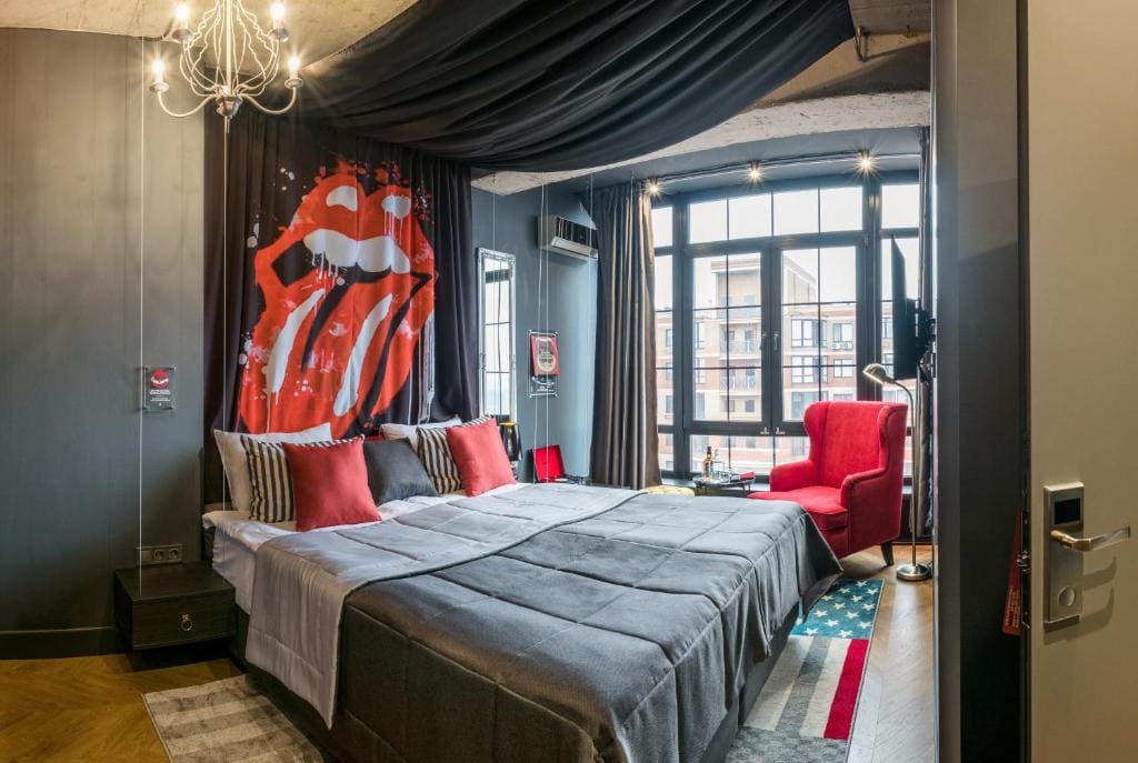 Superior King Room - Mick Jagger room room - Image 3
