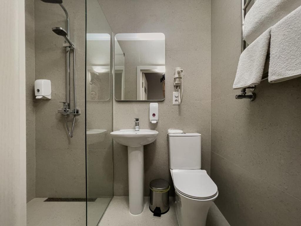 Deluxe Double Room room - Image 3