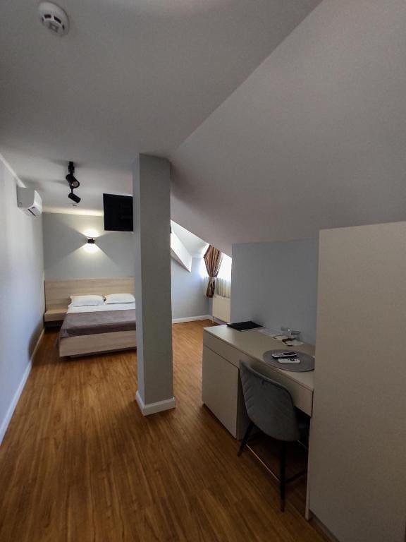 Standard Queen Room room - Image 3