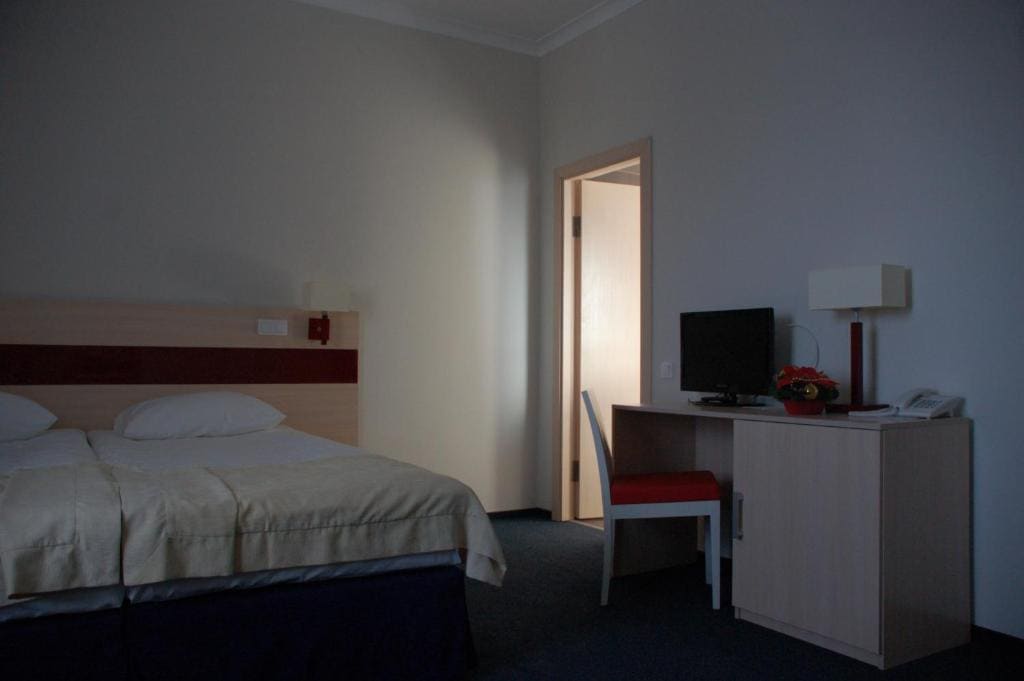 Superior Double or Twin Room room - Image 3