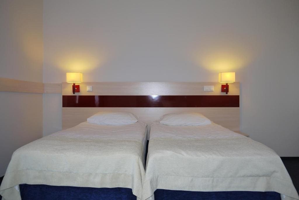 Standard Double or Twin Room room - Image 3