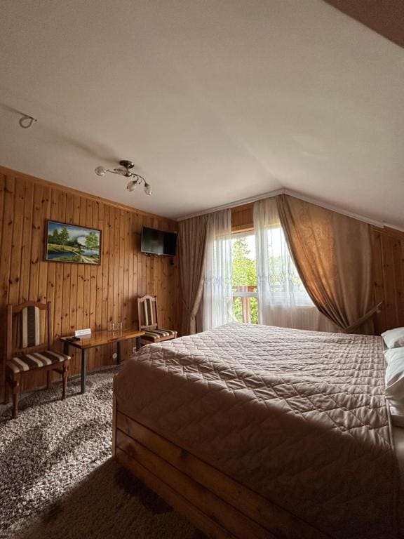 Deluxe Room room - Image 2