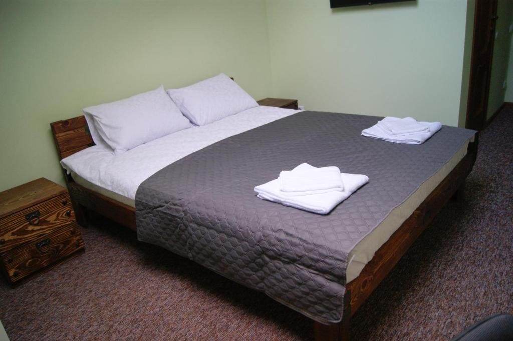 Double Room with Private Bathroom room - Image 2