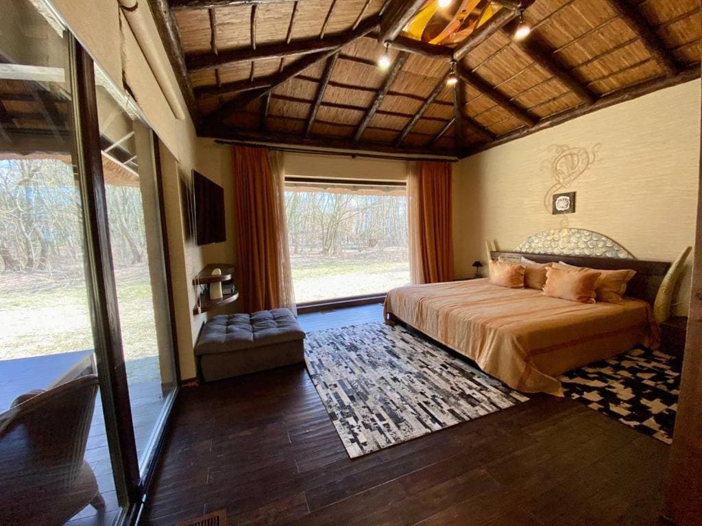 Two-Bedroom Bungalow room - Image 2