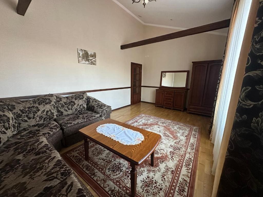 One-Bedroom Suite room - Image 1