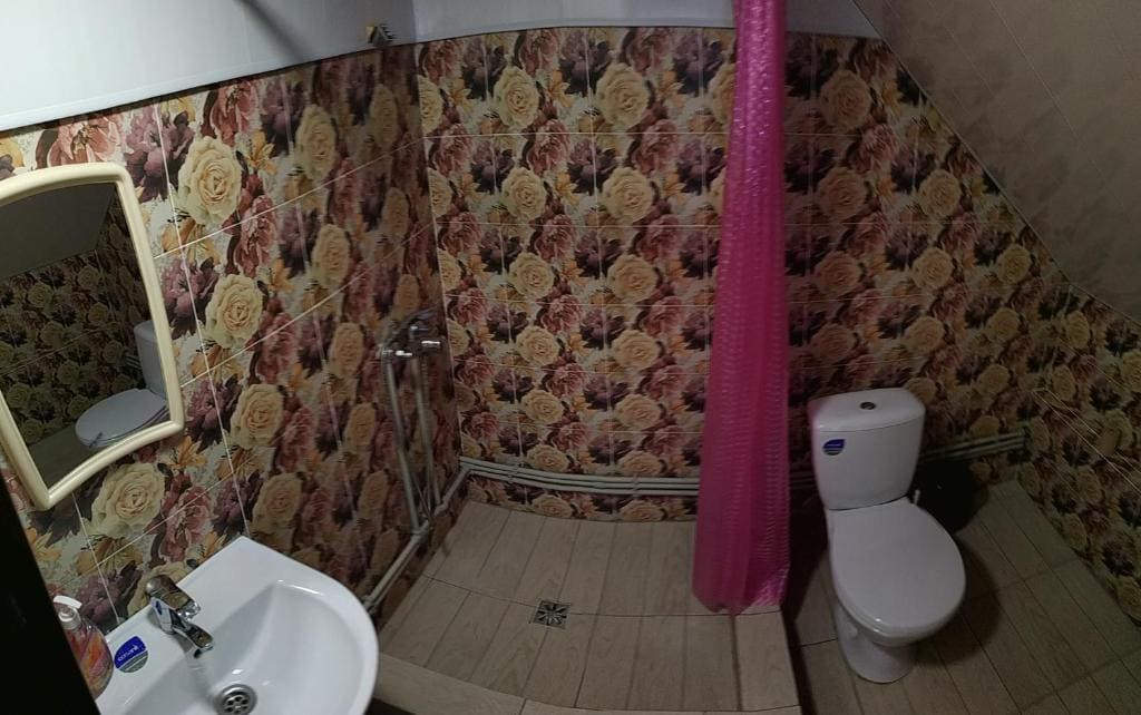 Double Room with Private Bathroom room - Image 2