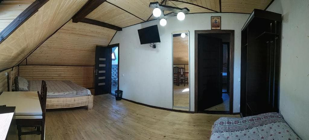 Triple Room with Private Bathroom room - Image 2