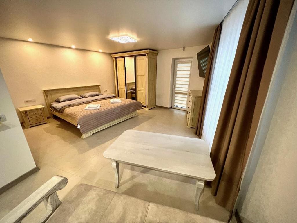 Apartment with Terrace room - Image 3