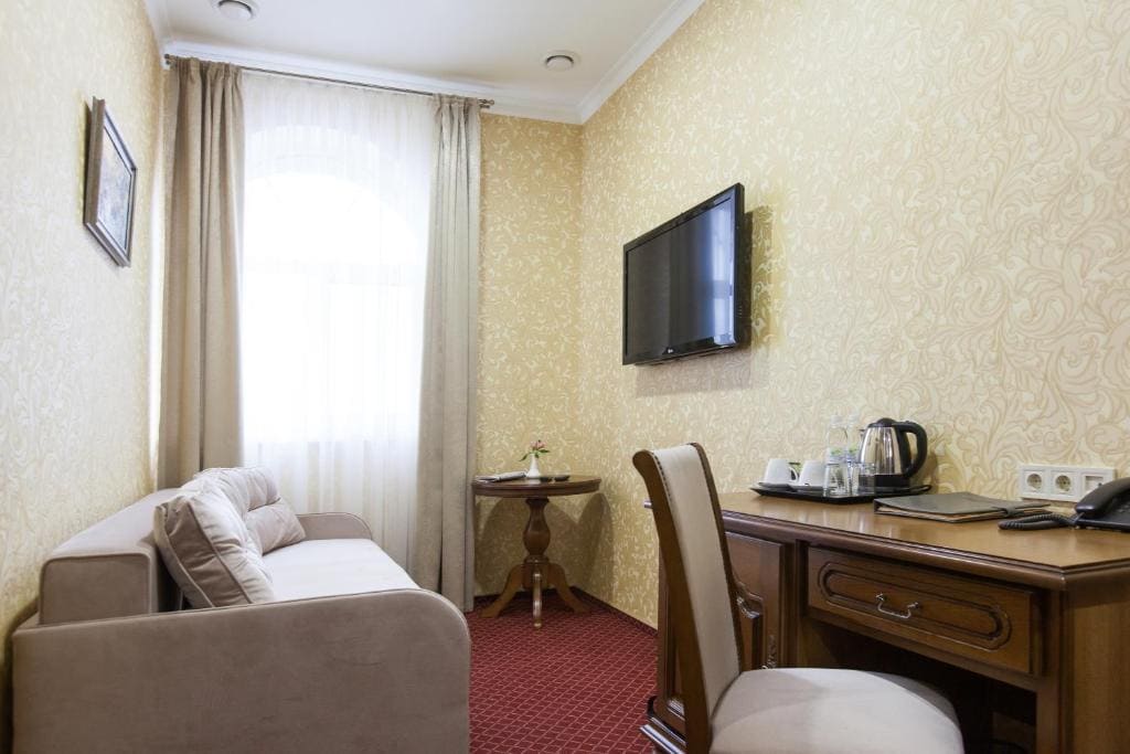 Comfort Twin with Bedroom and Living room room - Image 3