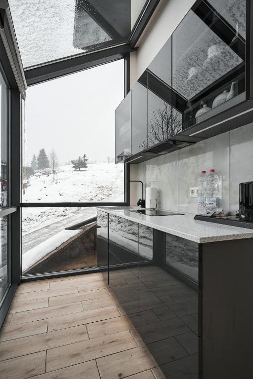 Apartment - Split Level room - Image 1