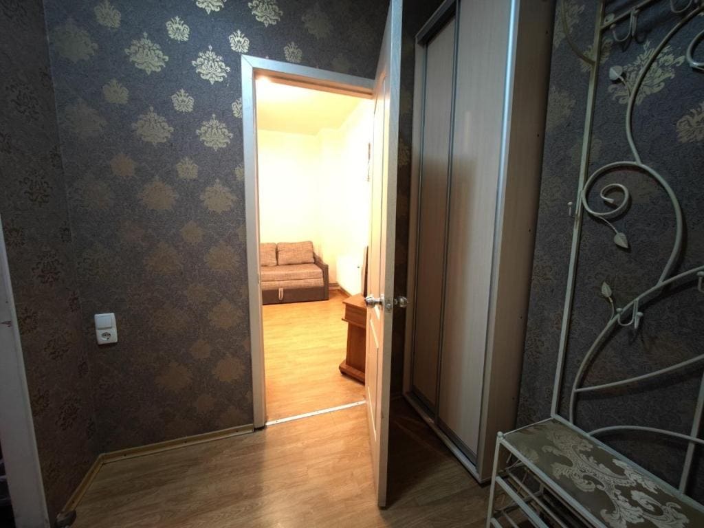 Family Room room - Image 3