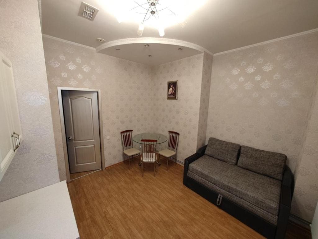 Family Room room - Image 2