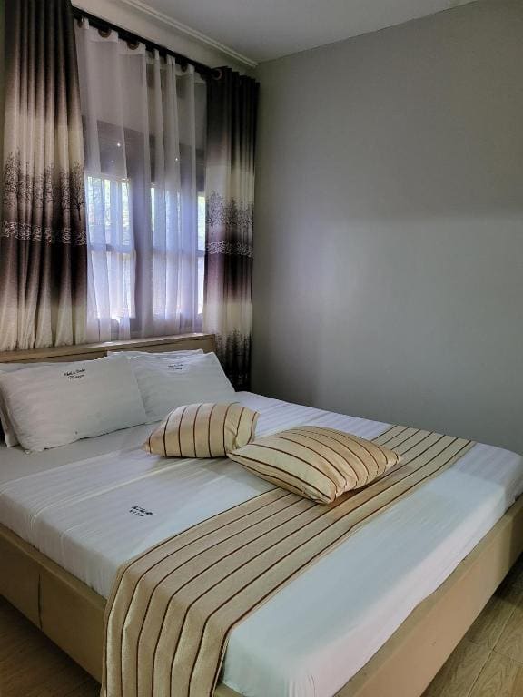 Standard Double Room room - Image 2