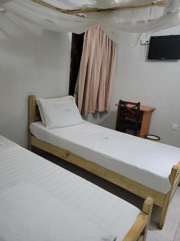 Standard Double Room room - Image 3