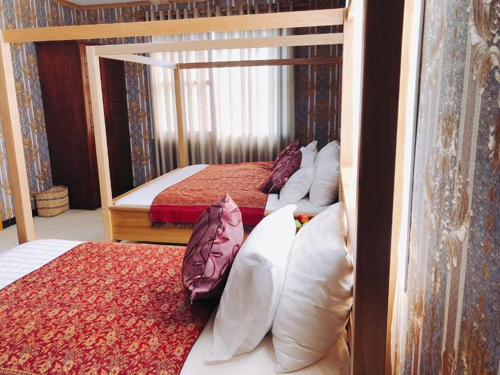 Deluxe Room room - Image 1