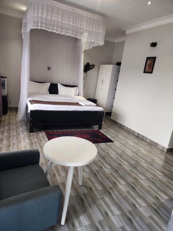 Standard Double Room room - Image 2