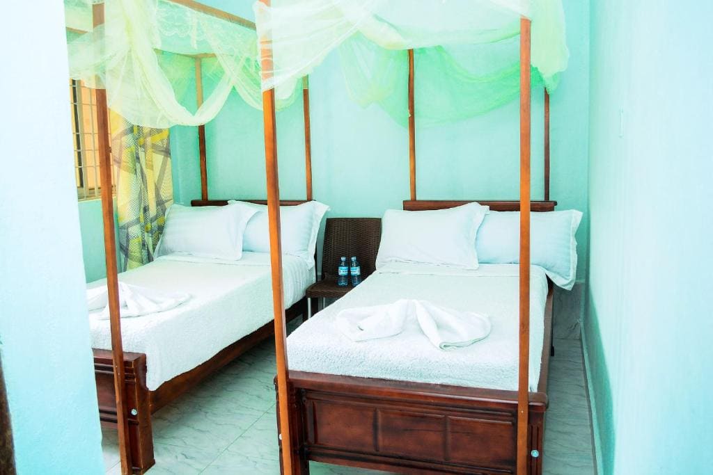 Deluxe Double or Twin Room room - Image 2