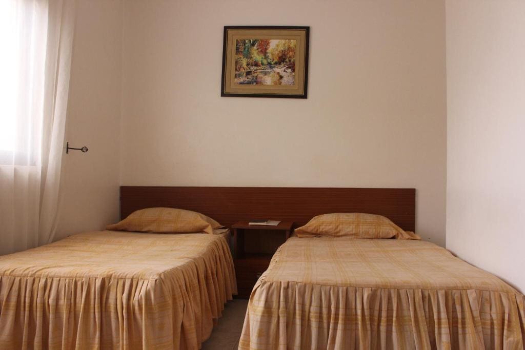 Twin Room room - Image 2