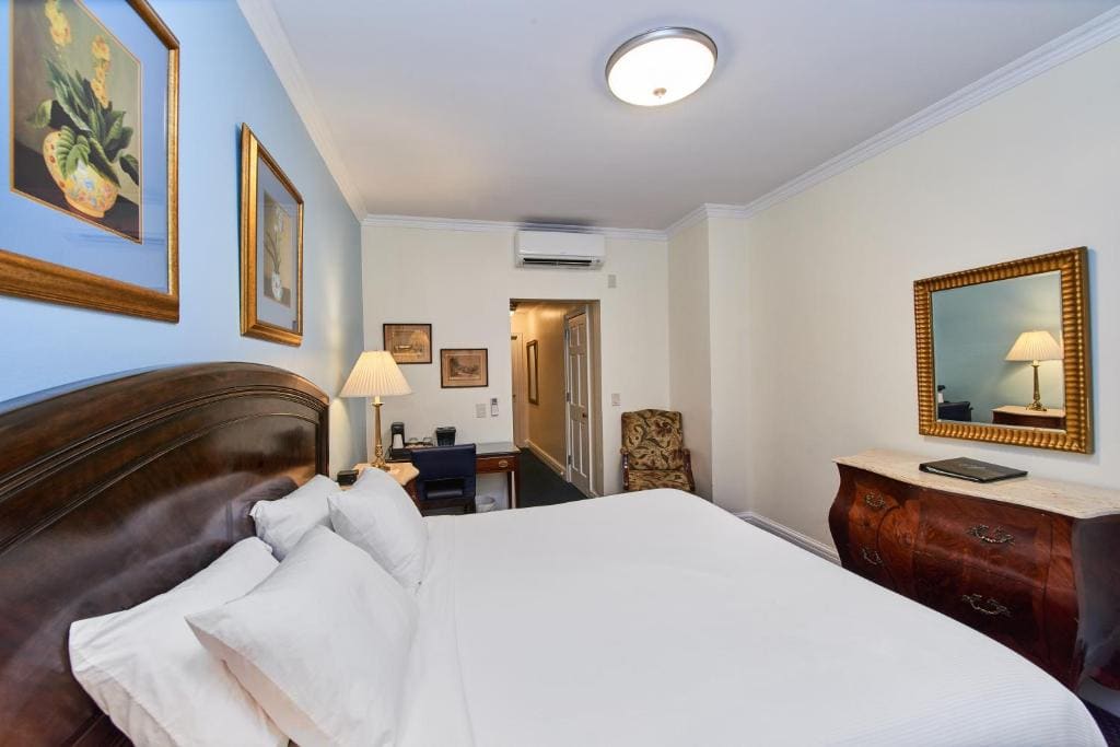 Room room - Image 3