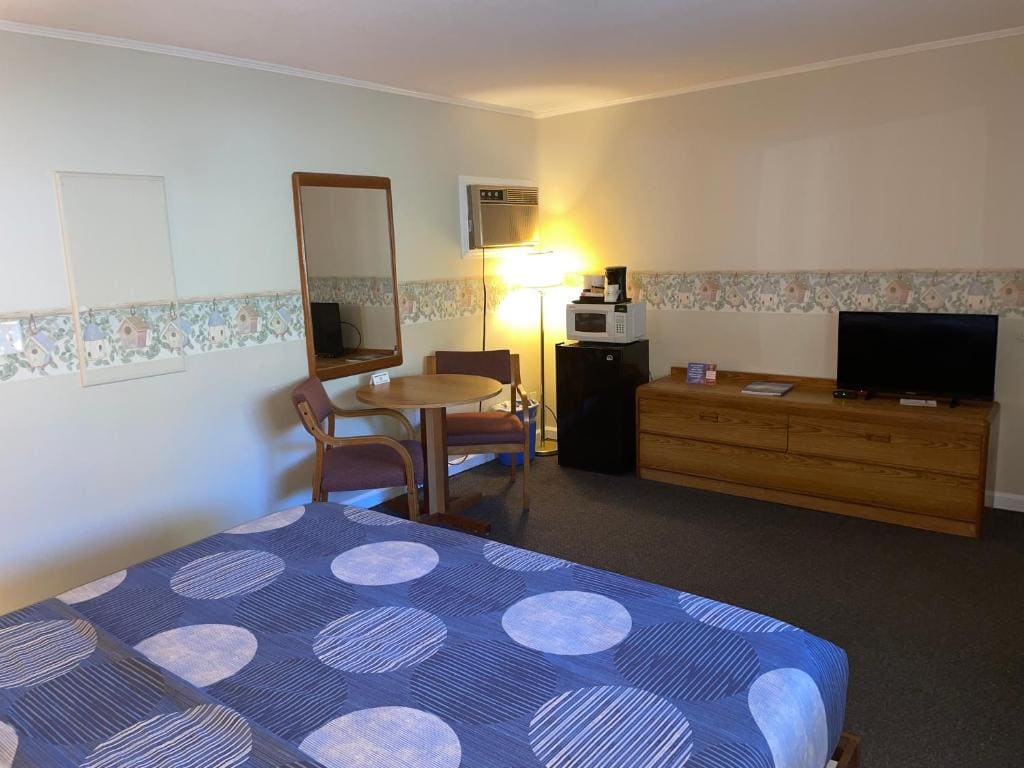 King Room - Non-Smoking room - Image 1