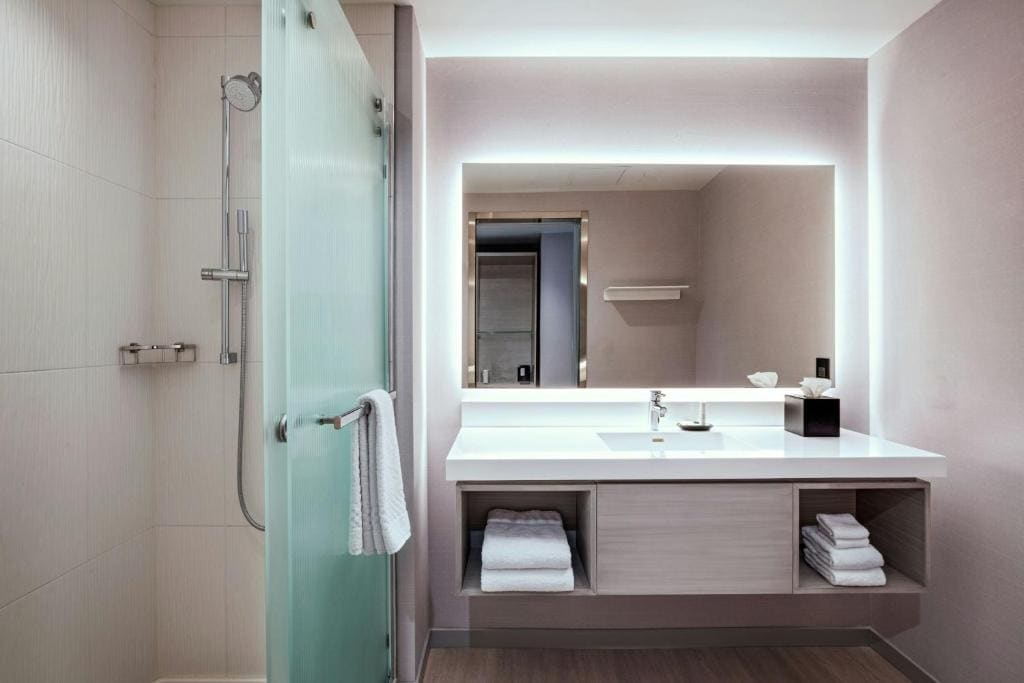 Metro King Room room - Image 2