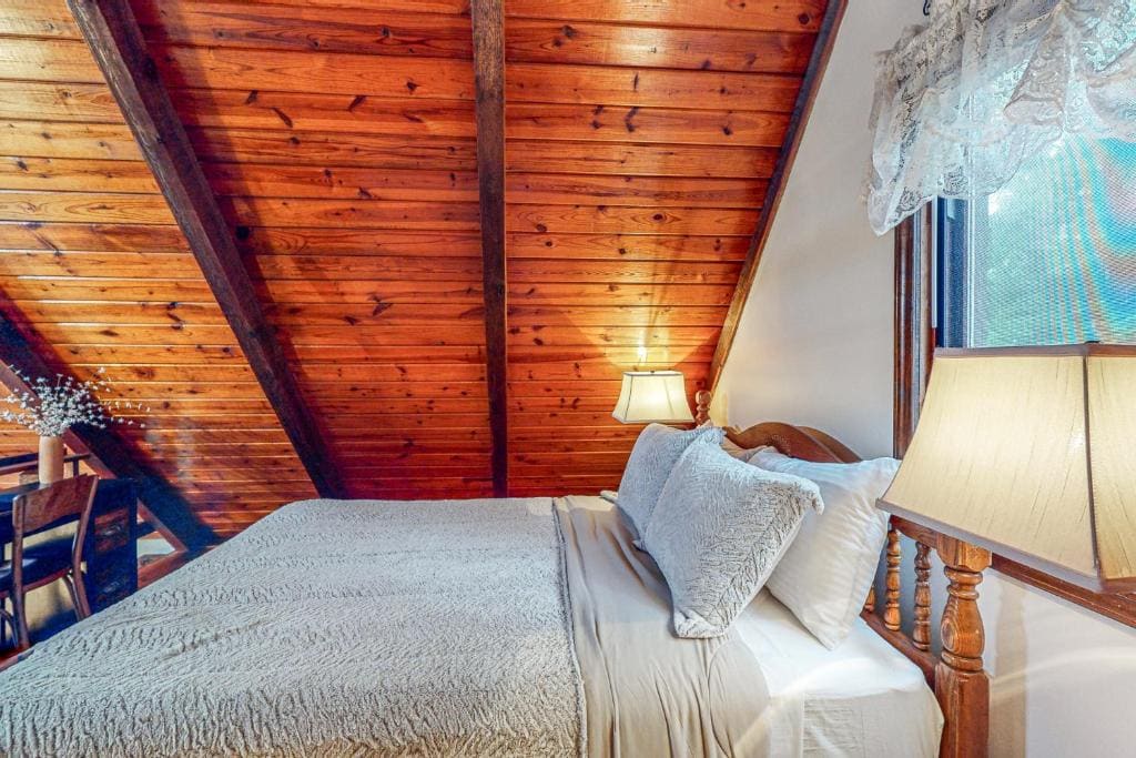 One-Bedroom Studio room - Image 1