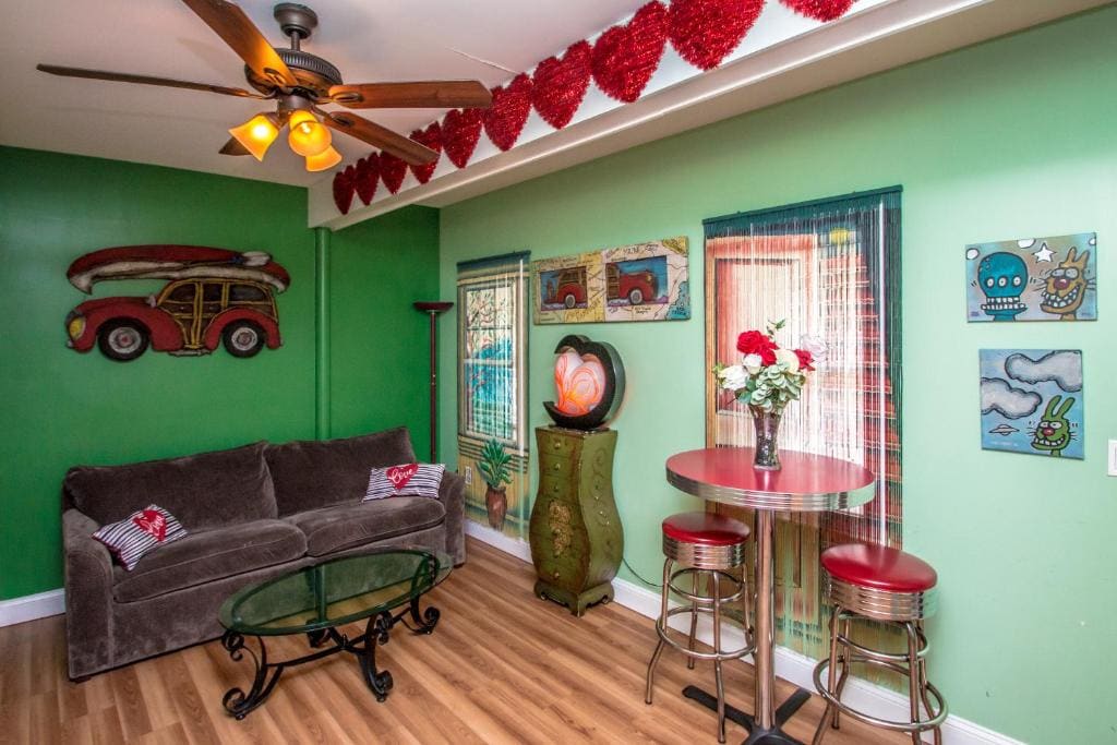 Cupid's Corner room - Image 3