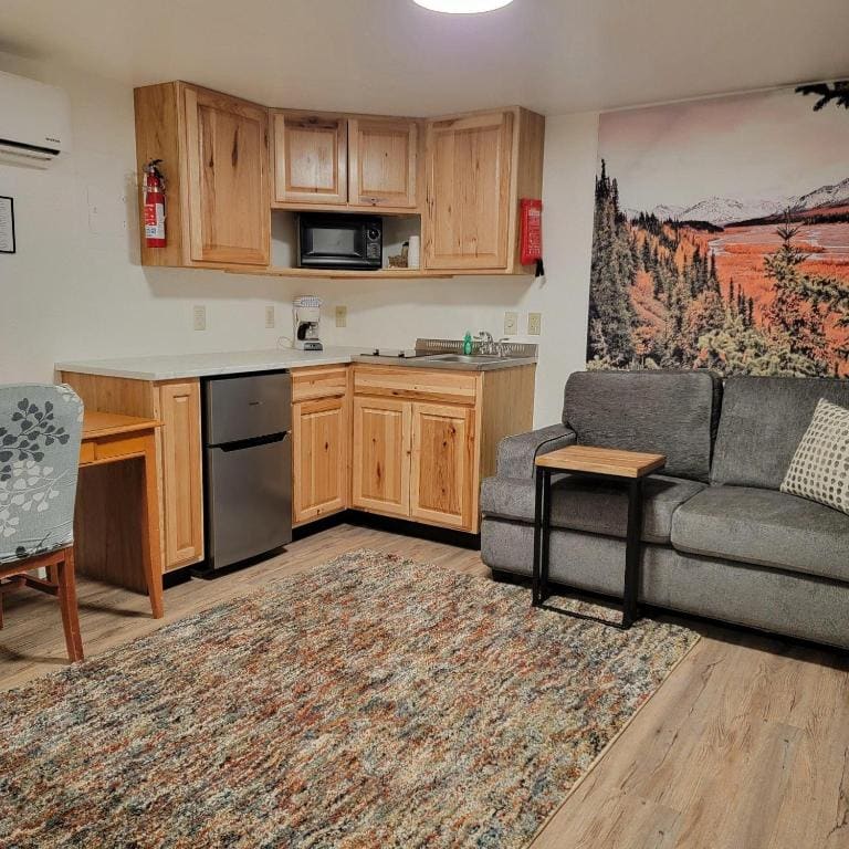 Queen Studio room - Image 1