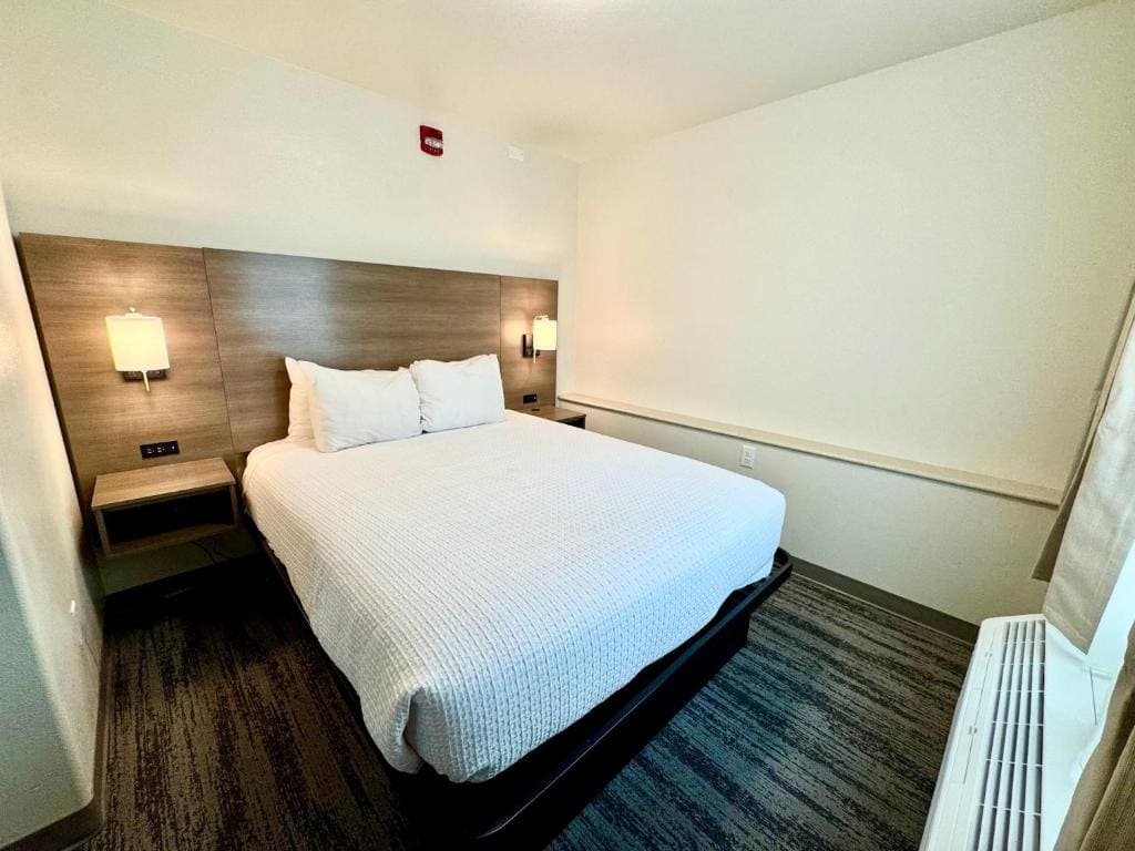 Queen Room room - Image 3