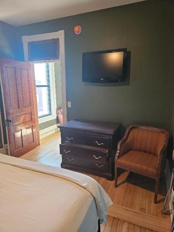 One-Bedroom Suite room - Image 2